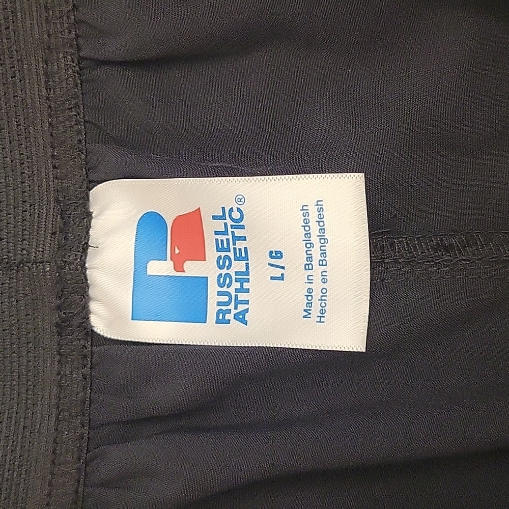 Russell Athletic Men's Shorts - Picture 4 of 6